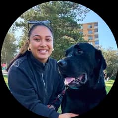 Azaria says Potty Plant is the best dog toilet tray she's tried